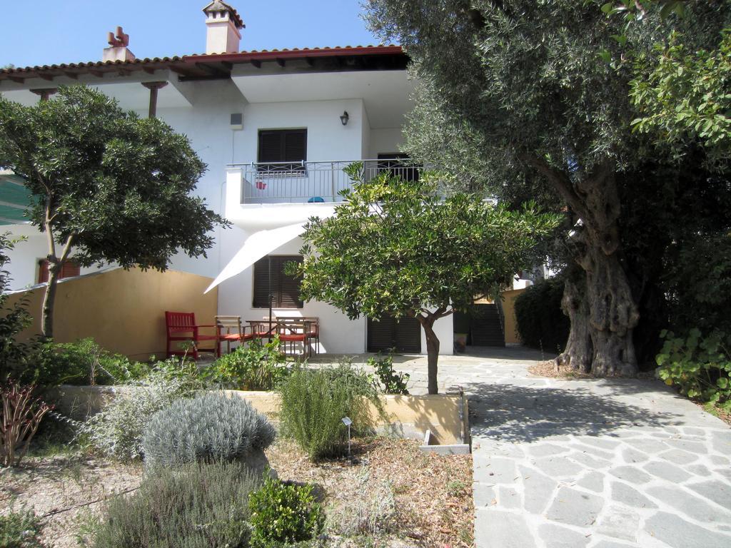 Neria Summer Houses Ханиоти Екстериор снимка