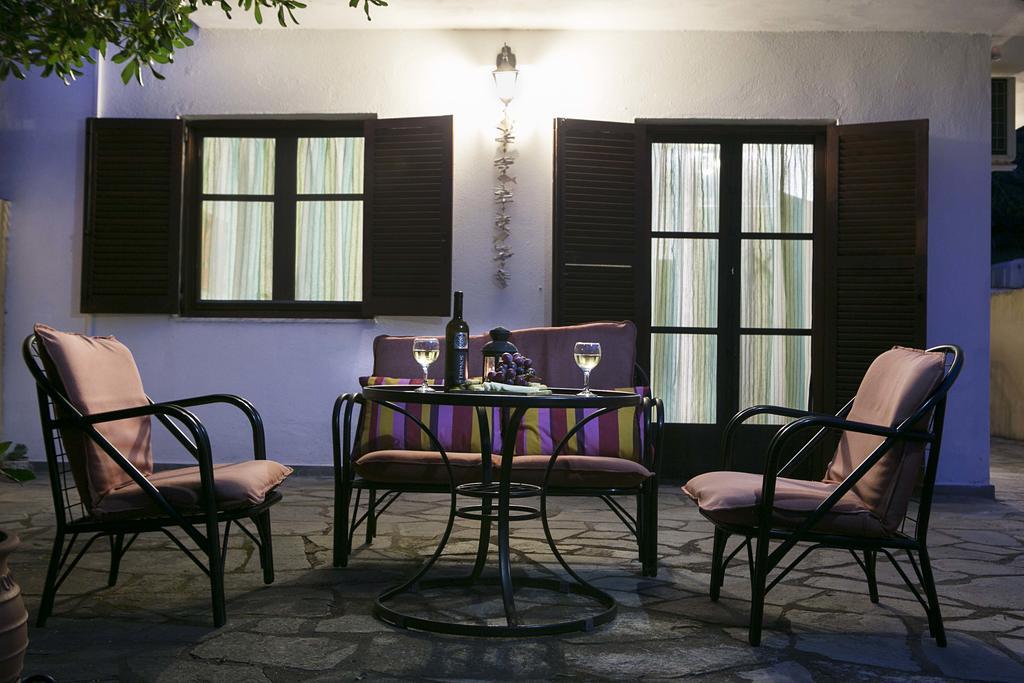 Neria Summer Houses Ханиоти Екстериор снимка
