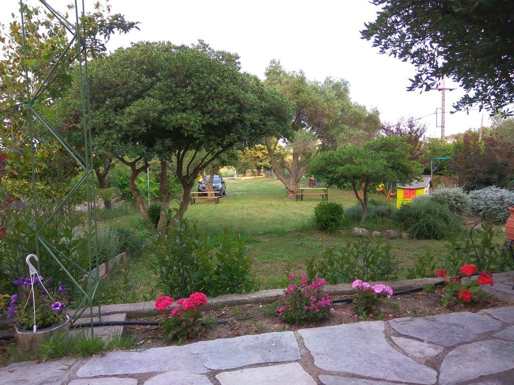 Neria Summer Houses Ханиоти Екстериор снимка